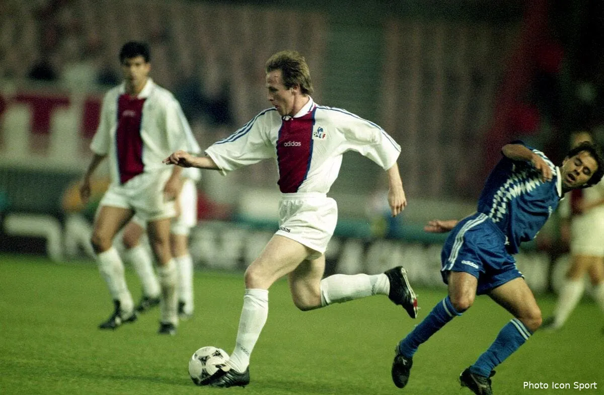 en 1999 le psg a presque donne le titre a bordeaux iconsport onz 030595 01 1219891