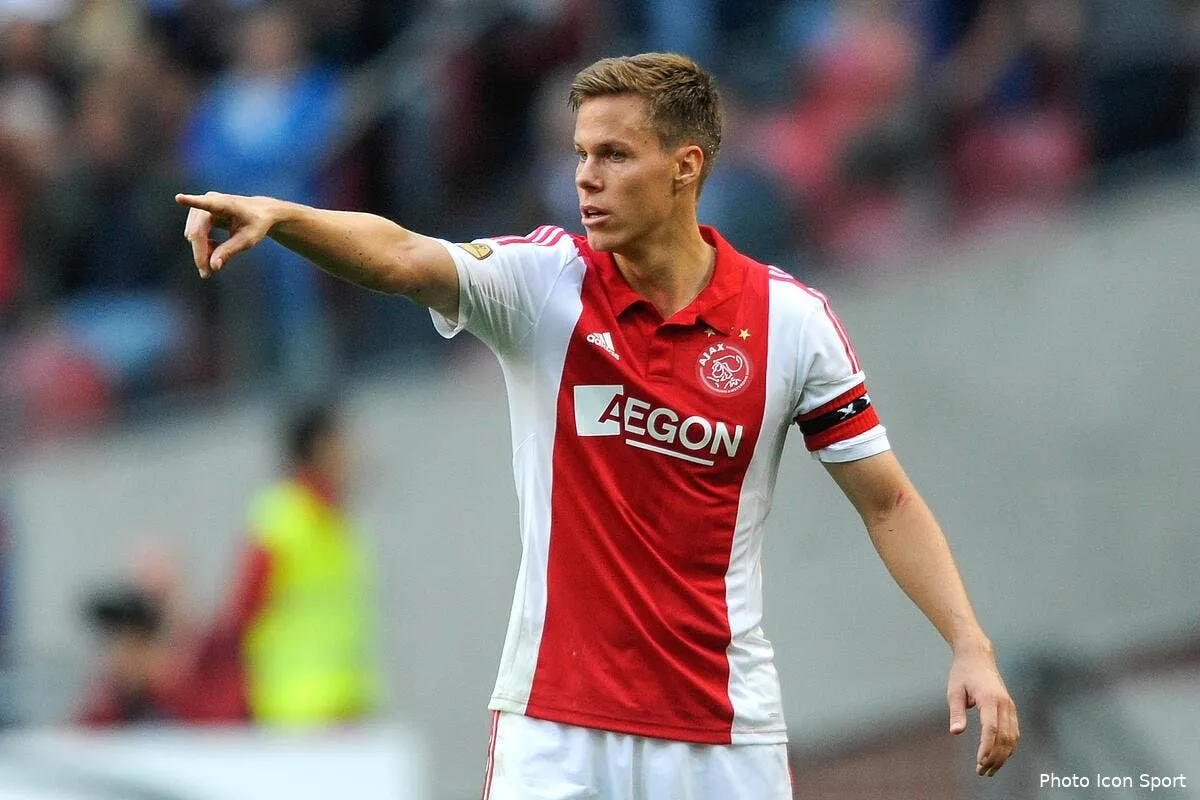 encore un qui tente le ibra ne m empeche pas de dormir iconsport soe 130914 08 1992221