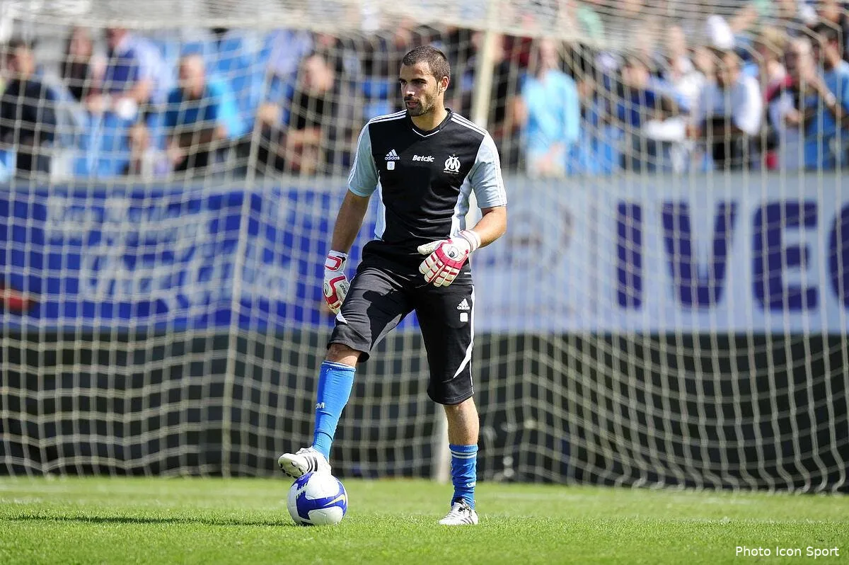 entre mandanda et lloris la doublure de l om ne se mouille pas iconsport cuc 230711 03 5024286