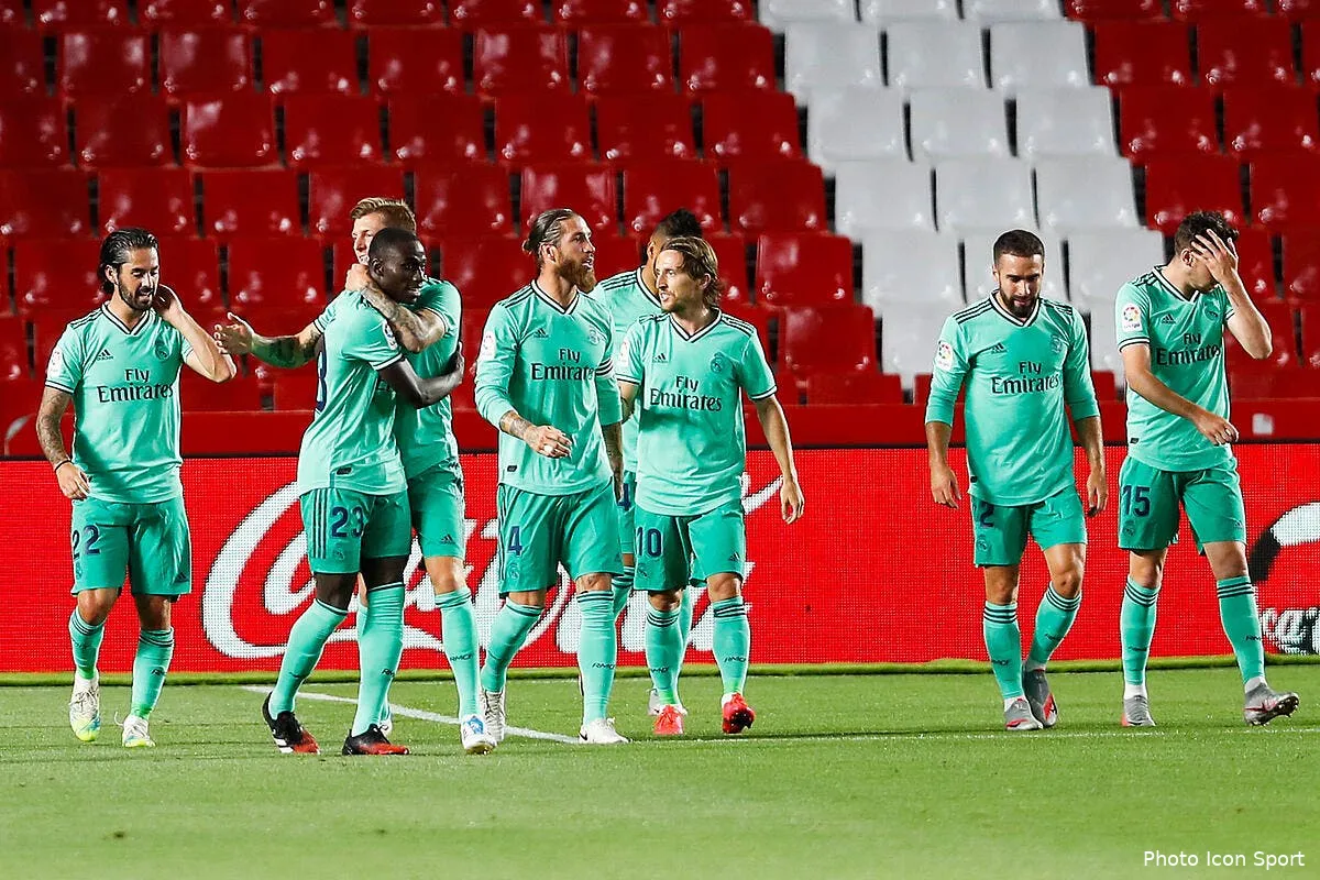 esp le real tout proche du titre icon ecommercefotos ecommerce2 106302933289189