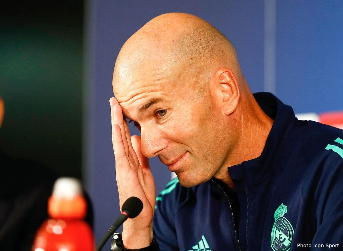 esp zidane vire cette semaine du real madrid icon ecommercefotos ecommerce2 100897123 1267959