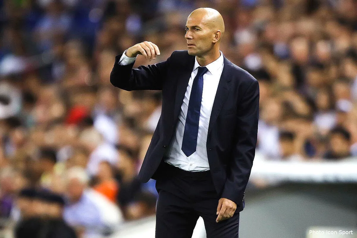 espagne zidane s attend a etre vire du real madrid iconsport bag 170916 79 14157254