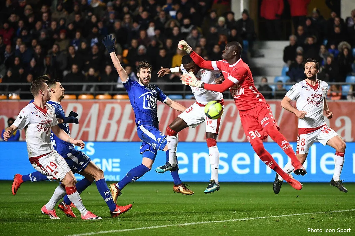 estac troyes regrette de ne pas avoir enterre bordeaux iconsport icon dib 130118 10 15 1206385