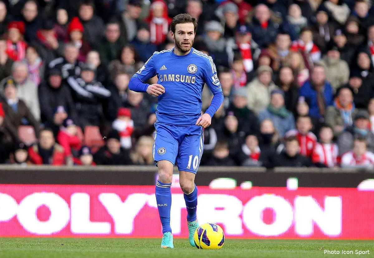 et chelsea mata arsenal iconsport cam 120113 08 1748091