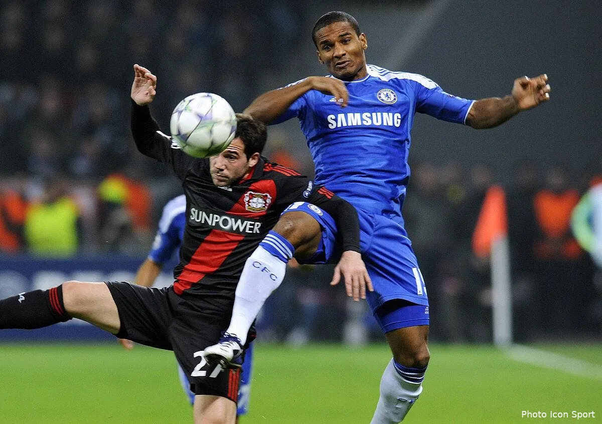 et maintenant c est malouda qu on annonce au psg pour le mercato iconsport apr 231111 05 0529125