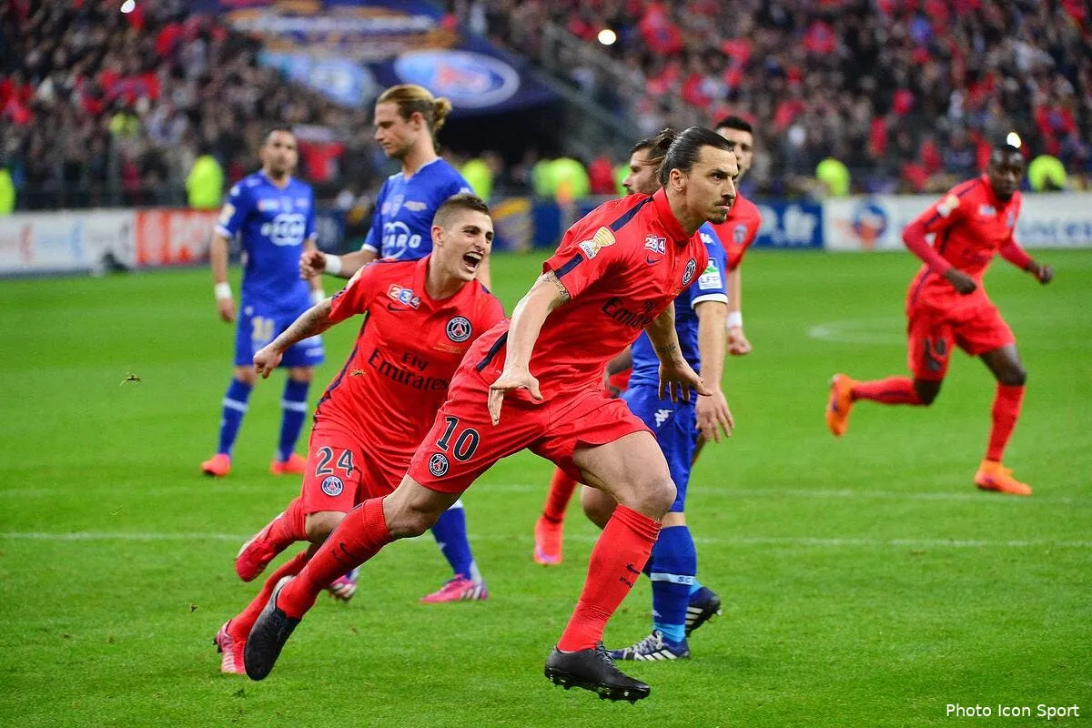 et un trophee pour le psg un iconsport win 110415 01 01 1108721