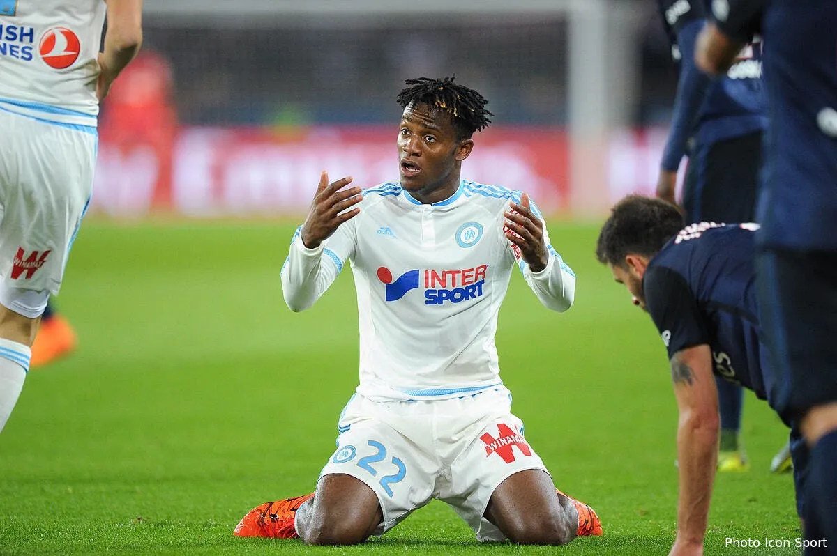 europa league podium psg batshyayi dit tout iconsport fer 041015 12 124127481