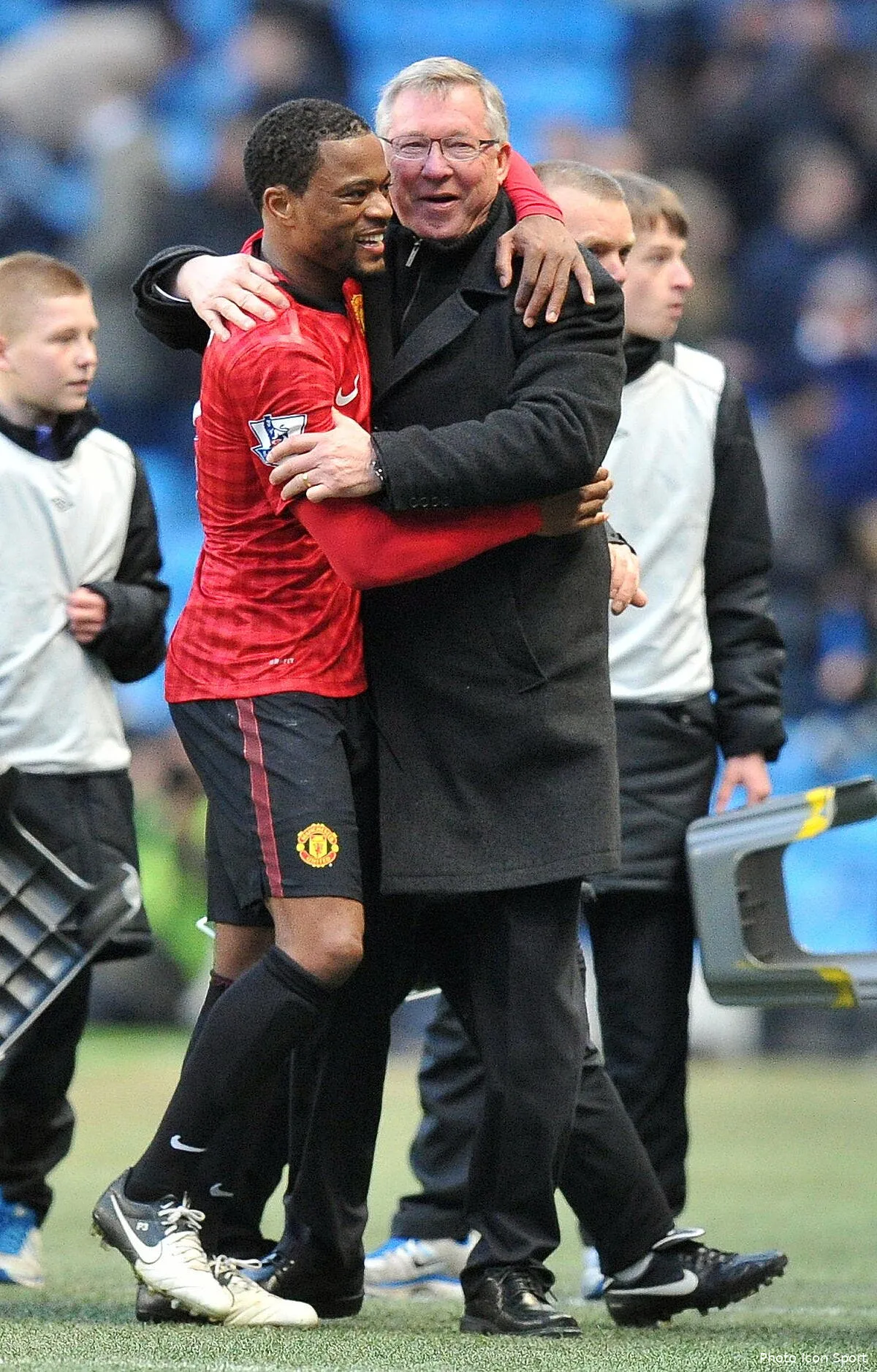 evra n a jamais cache son amour pour le psg iconsport cam 091212 81 0645081