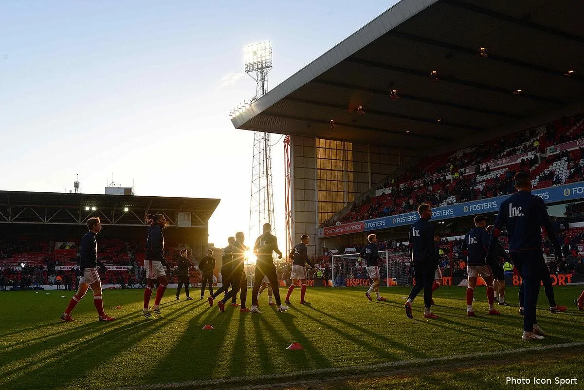 fa cup arsenal sort par la petite porte a nottingham forest iconsport icon spi 070118 05 01205711