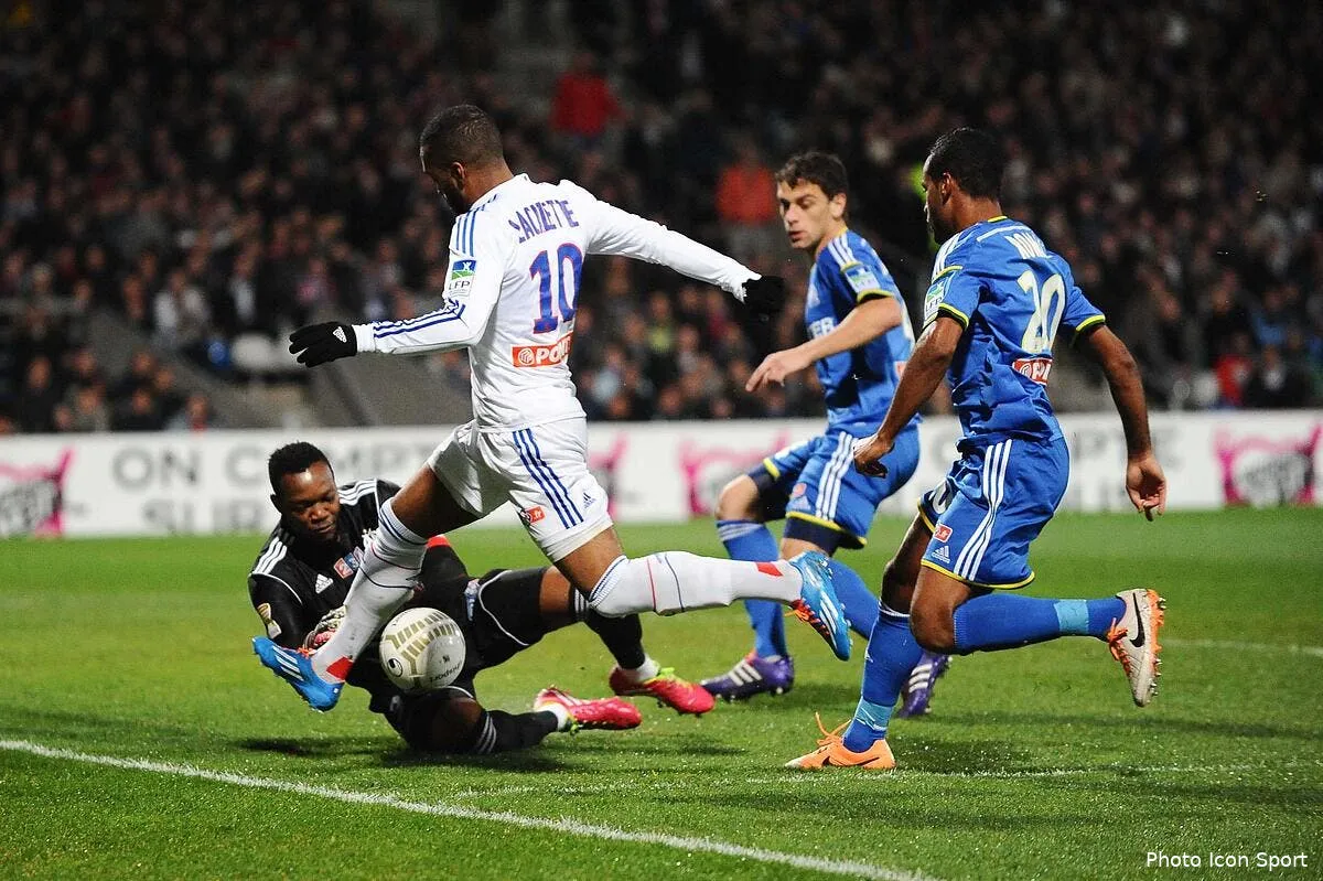 face a l ol l om ne s est meme pas battu deplore nkoulou iconsport jpt 150114 02 03 174187