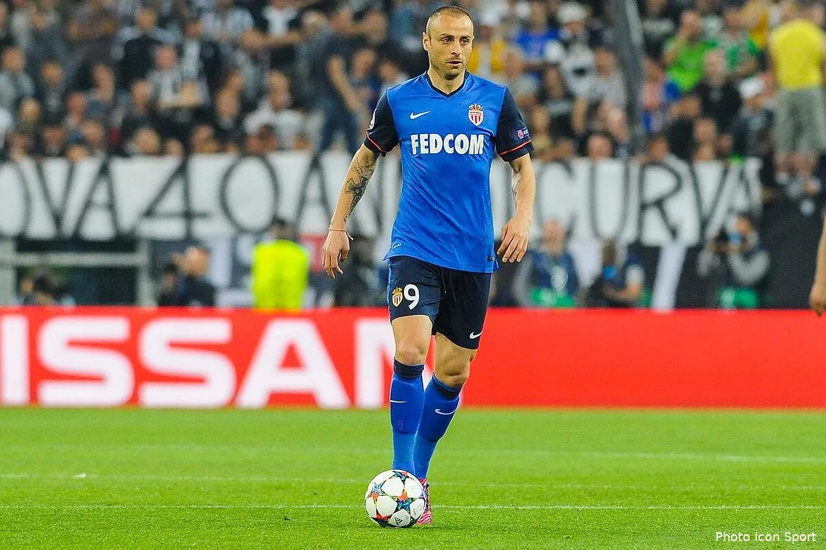 face a la juventus meme berbatov est remonte iconsport ipp 140415 09 03 1109463