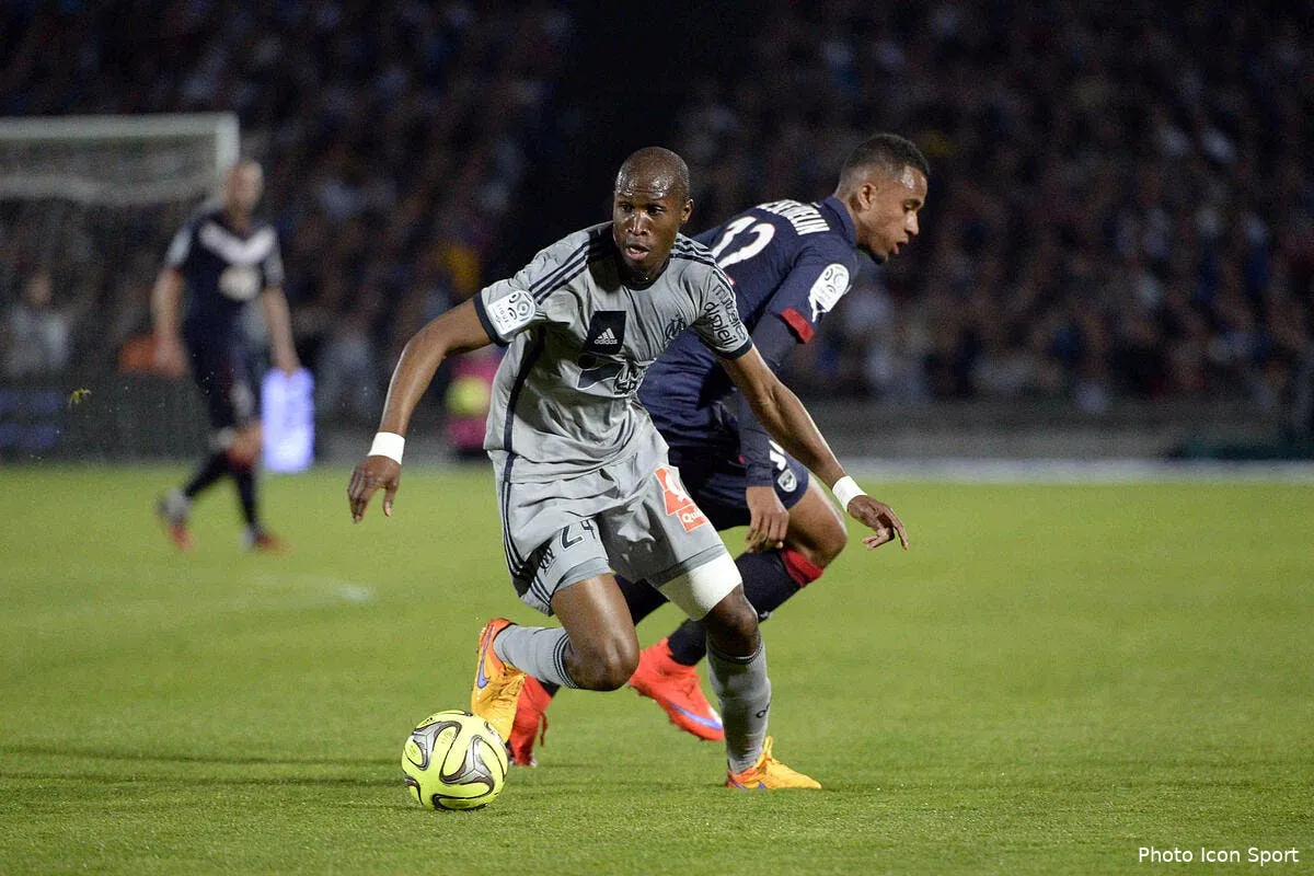 fanni convoque et puni apres son craquage a bordeaux iconsport blu 120415 01 04108849