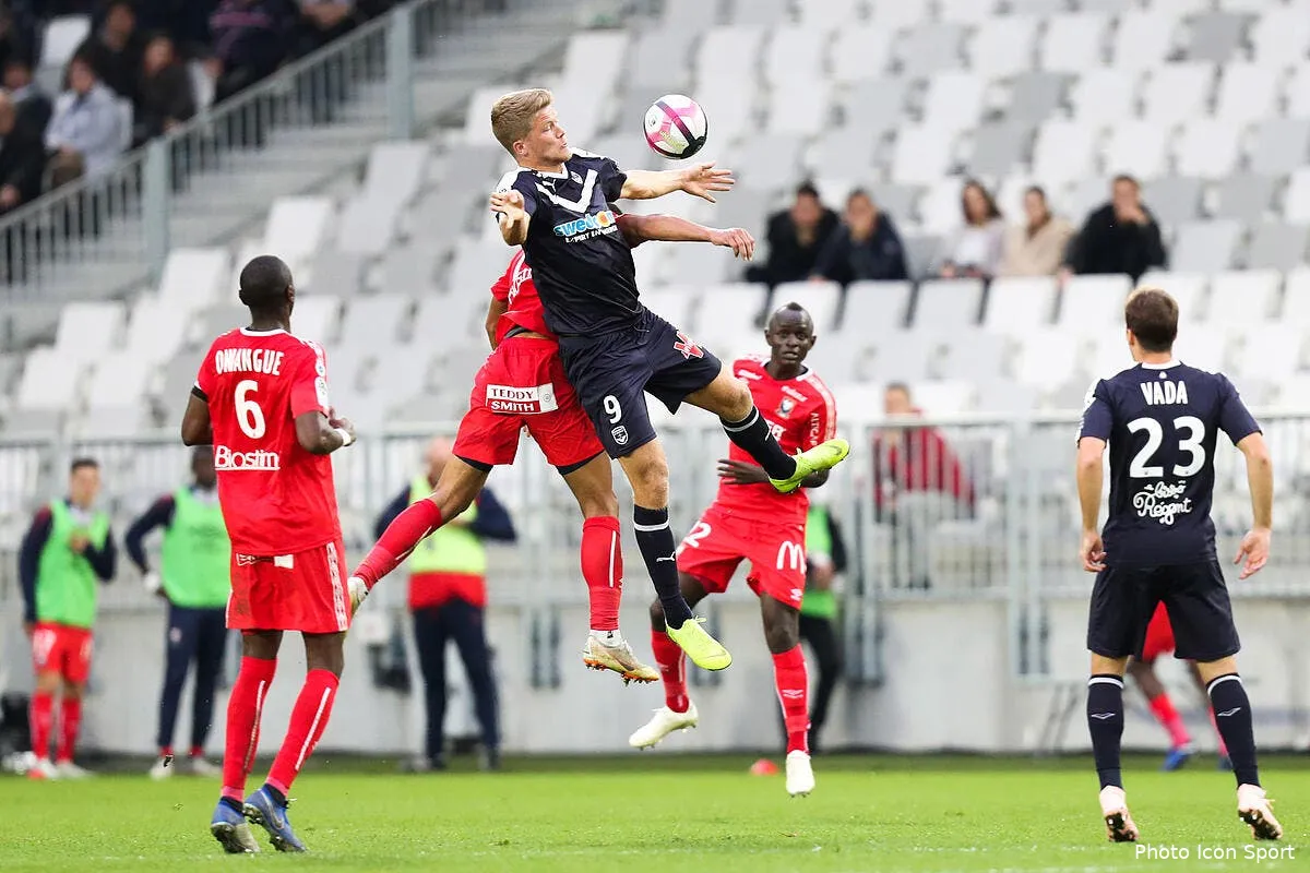 fcgb bedouet l avoue bordeaux a un gros probleme iconsport icon blo 111118 93 15235965