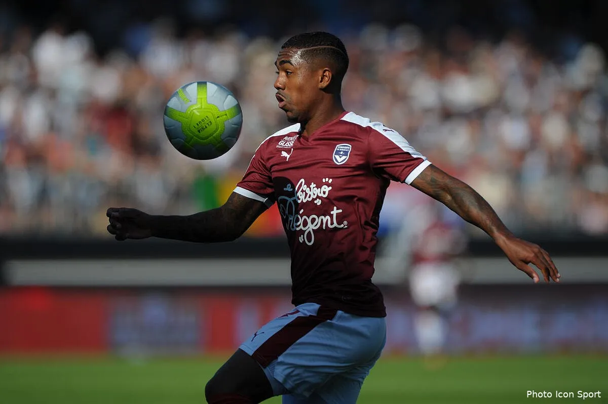 fcgb bordeaux a sacrifie un joueur pour garder malcom au mercato iconsport icon fer 060817 10 10192225