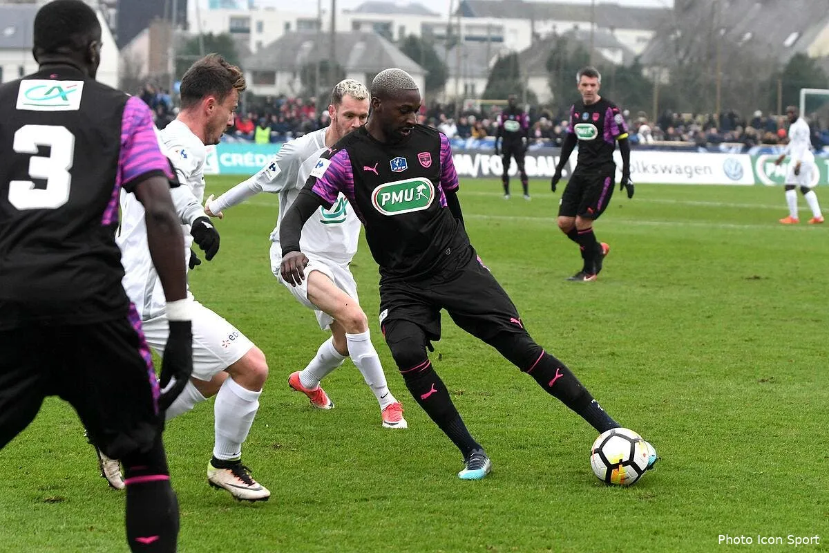 fcgb bordeaux en l2 ca va finir par arriver annonce dugarry iconsport icon leb 070118 05 22206069