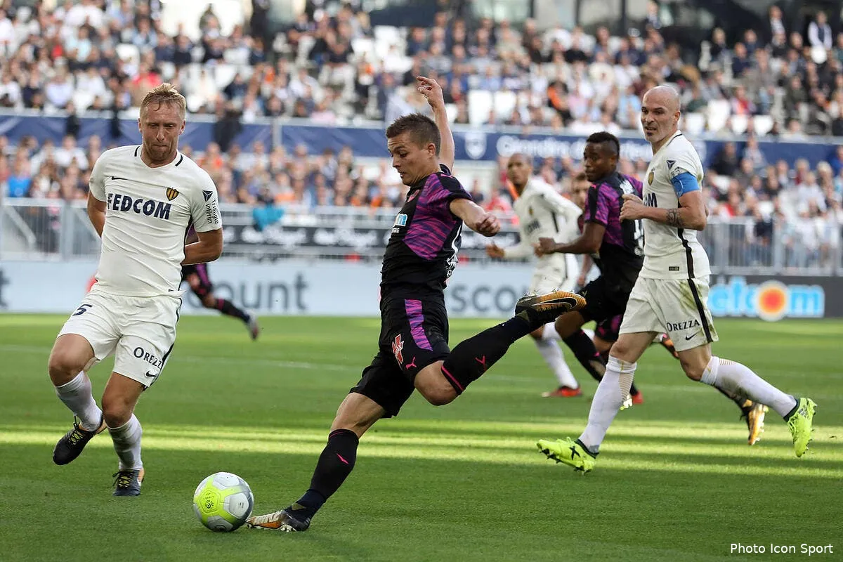 fcgb bordeaux n avance pas alain roche sait pourquoi icon blo 281017 93 11198147