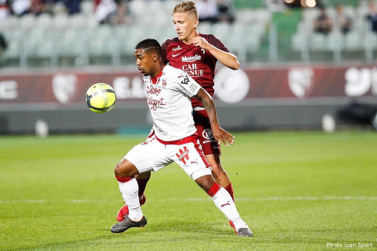 fcgb bordeaux ricane devant cette offre de l inter pour malcom icon mrv 190518 01 02221073