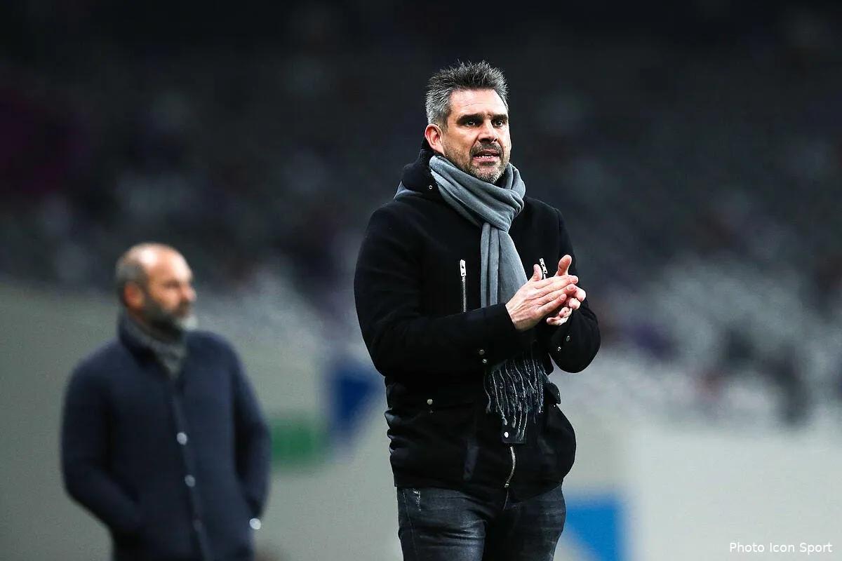 fcgb des banderoles gourvennec demission a nice icon blo 121217 08 58203709