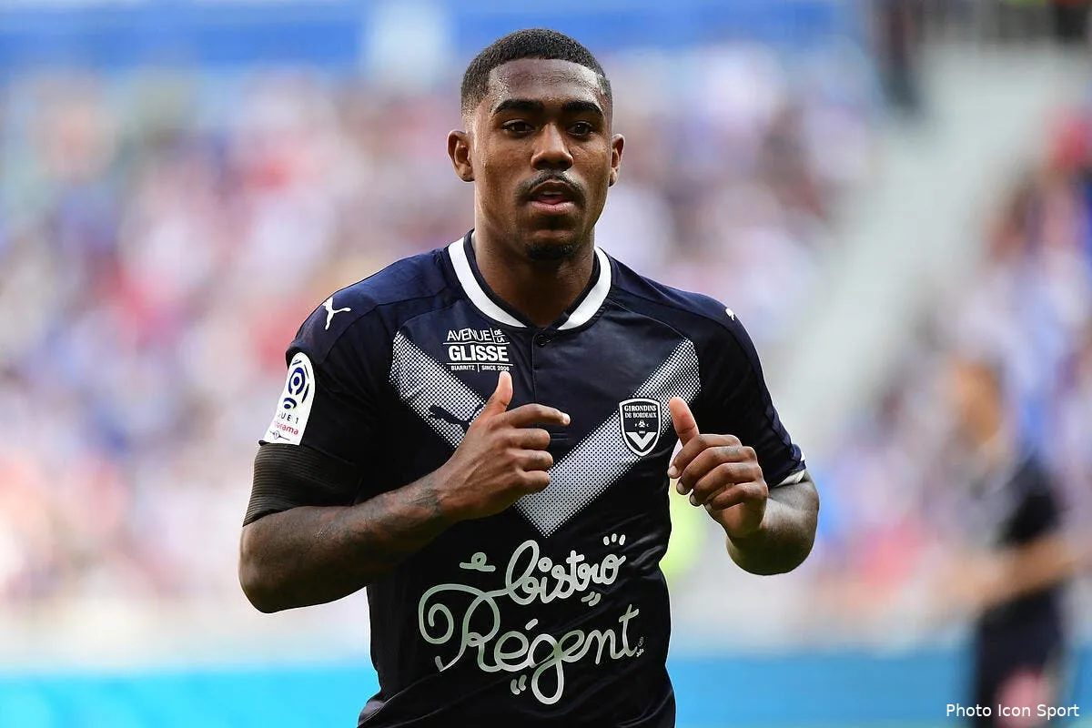 fcgb dortmund debarque pour malcom bordeaux tremble iconsport icon win 190817 01 13978190357