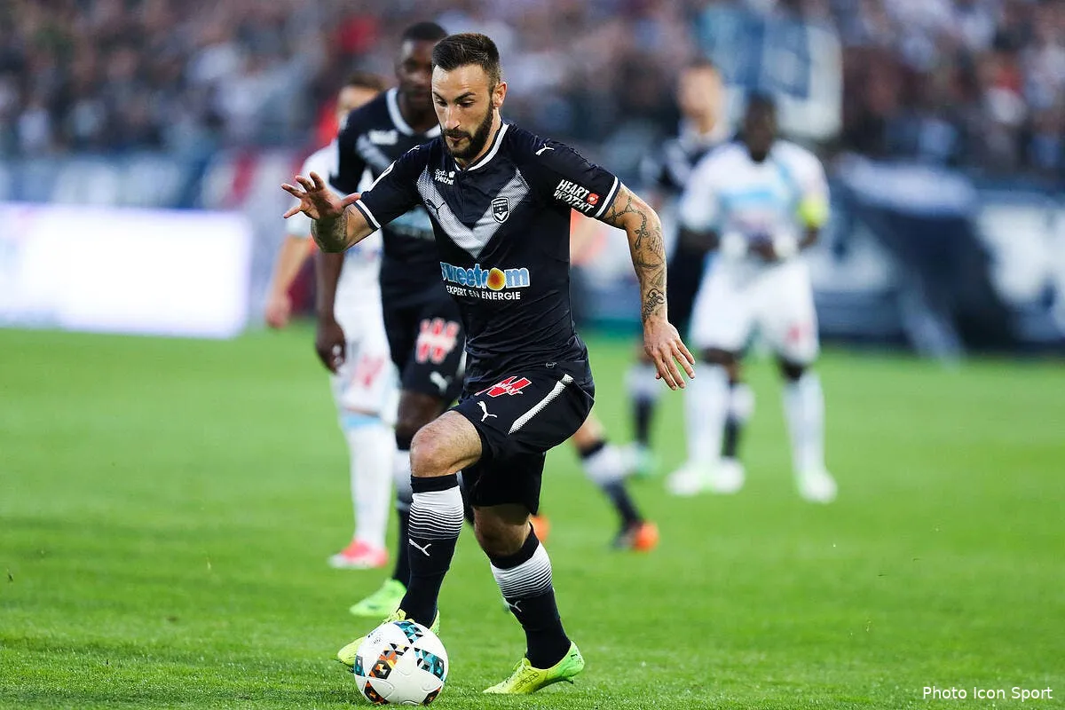 fcgb enfin l heure du depart pour cet indesirable au mercato icon blo 140517 95 48204989