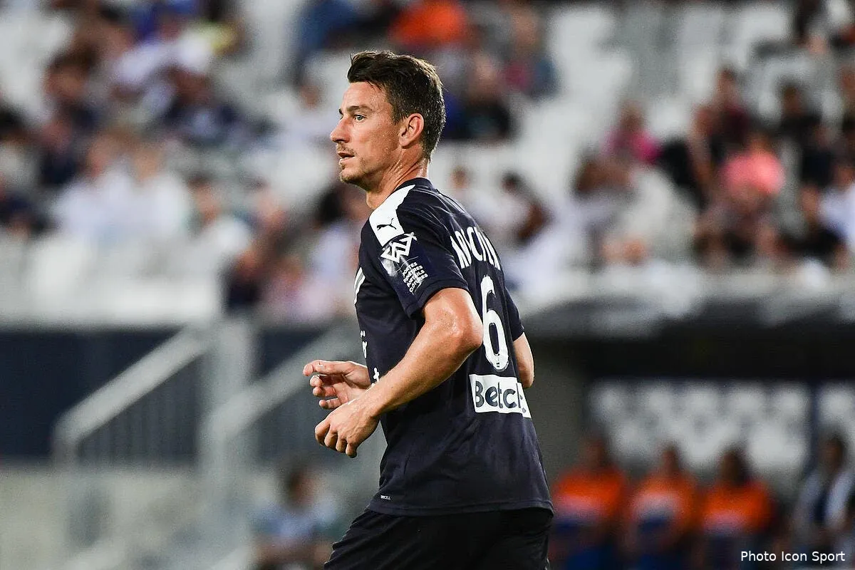 fcgb koscielny l avoue il se fait chier avec le jeu de bordeaux koscielny 7268691