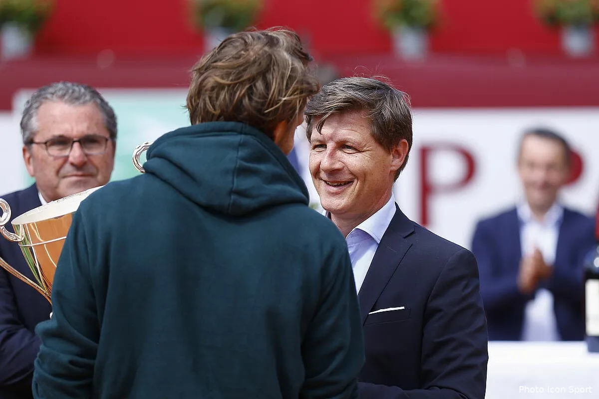 fcgb la mairie passe aux menaces avec king street icon vle 050519 45 07285237