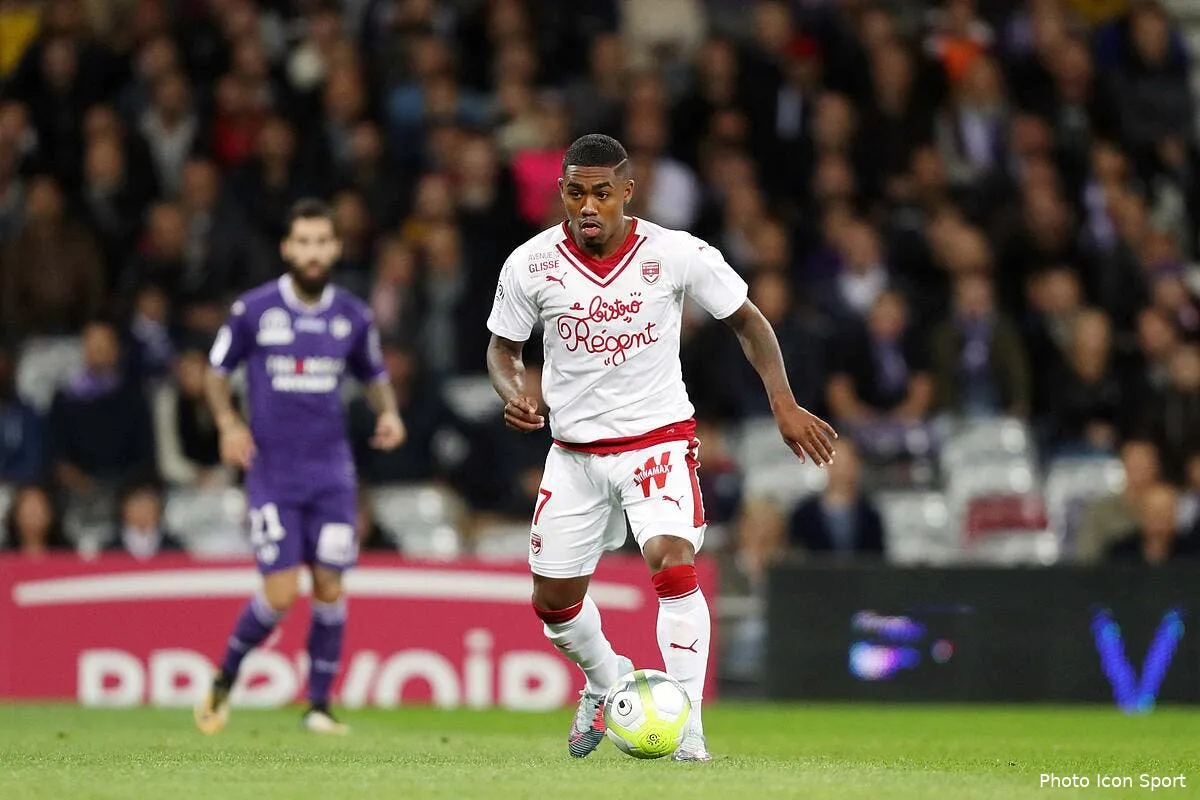 fcgb pierre menes sous le charme de l etincelle malcom iconsport icon blo 150917 01 47193747