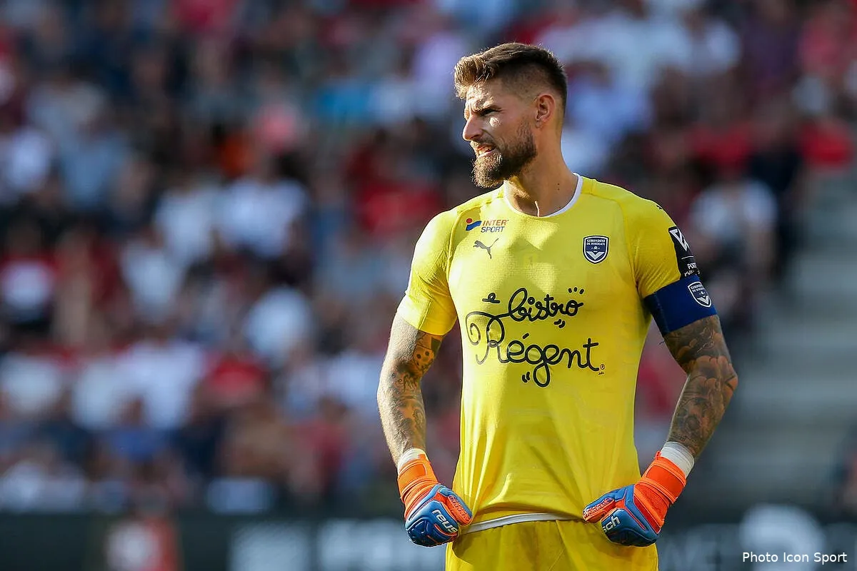 fcgb tir but bertrand latour est impitoyable avec costil icon vmi 020918 10 06230865