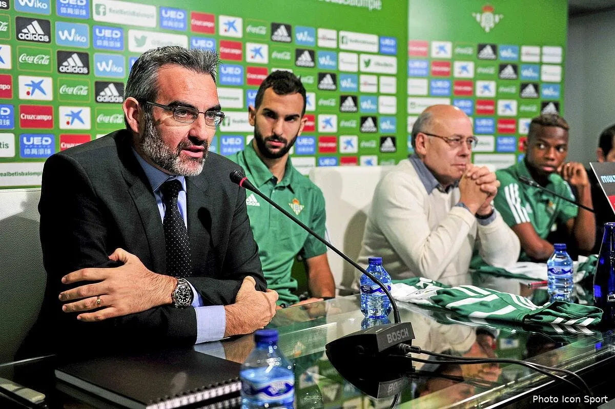 fcgb un premier coup dur pour bordeaux rayon mercato iconsport icon mar 221018 10 03236297