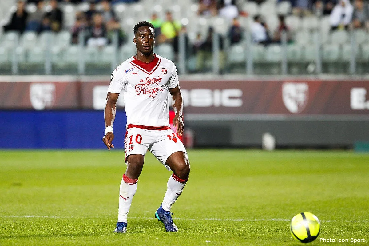 fcgb victime d un deal monegasque bordeaux dit au revoir a meite soualiho meite 2224043