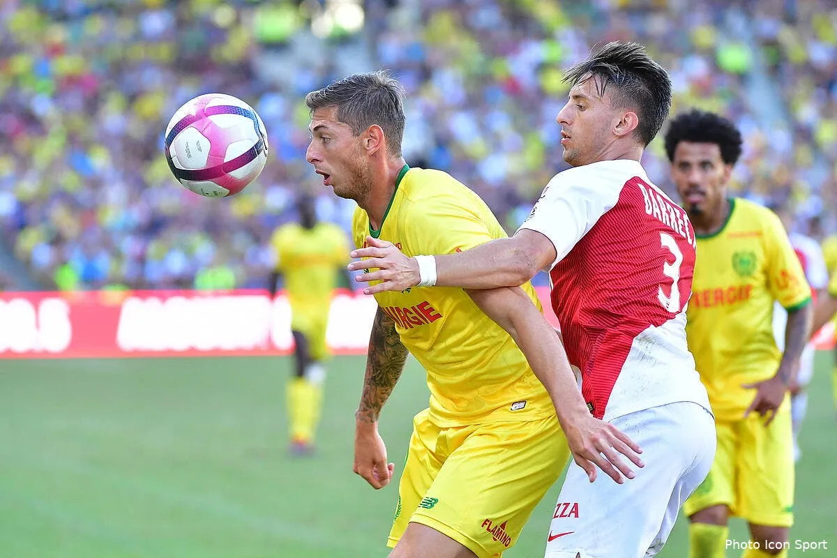 fcn emiliano sala demande a partir au mercato mais iconsport icon win 110818 01 58693227407