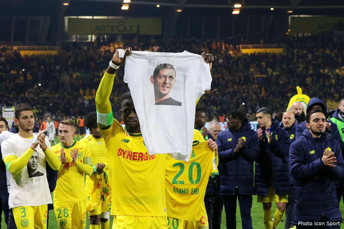 fcn nantes nimes a guichets fermes pour l hommage a emiliano sala icon lem 300119 05 60244529