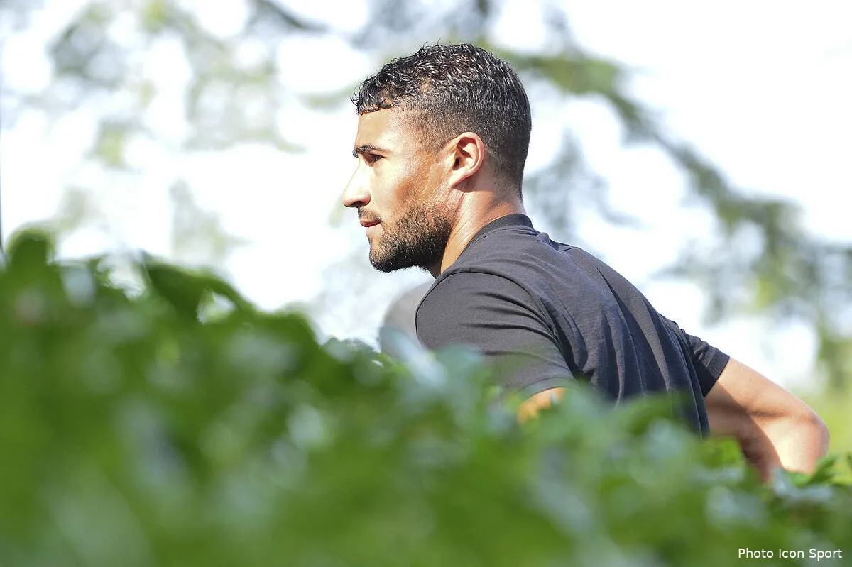 fekir fait chuter l action d ol groupe iconsport win 310815 05 23120269