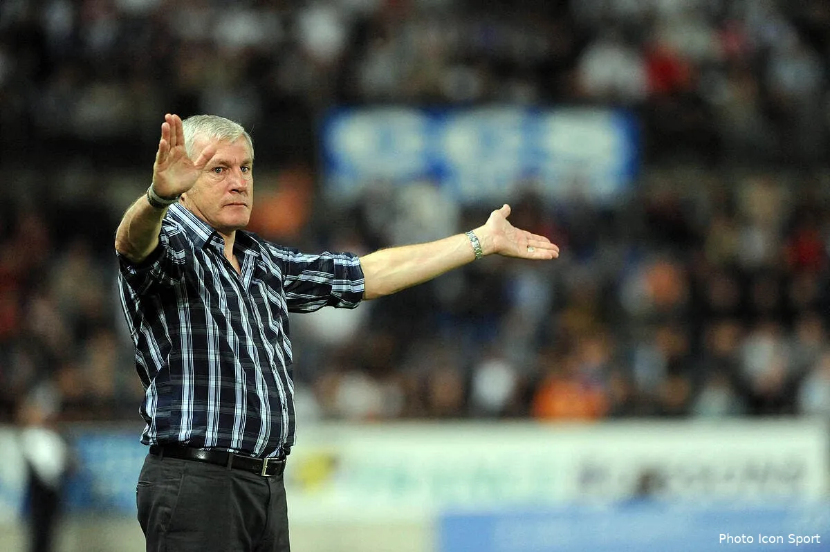 fernandez et anelka des retrouvailles a shanghai iconsport jpt 220509 88 15327592