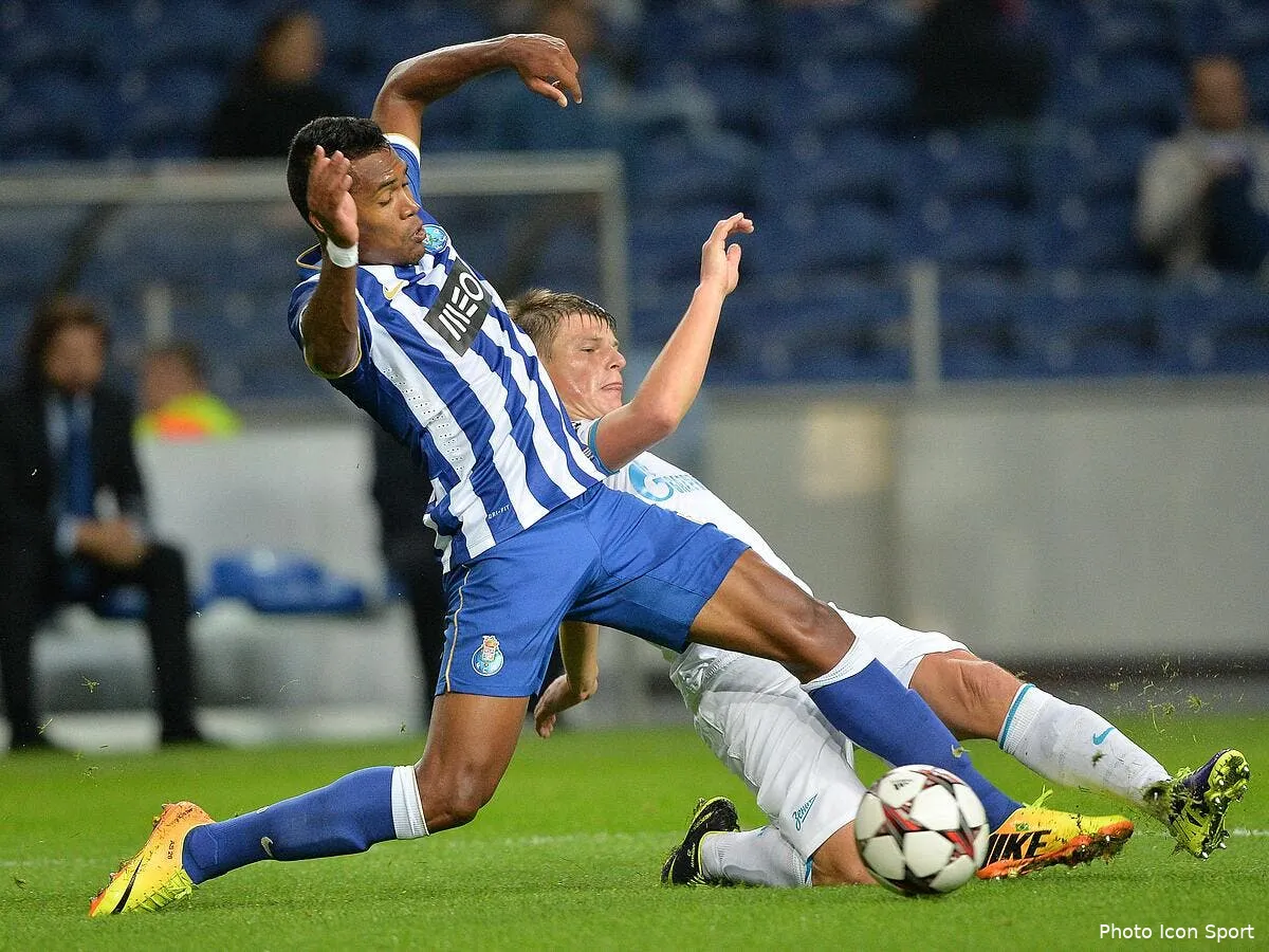 fernando quitte porto pour chelsea et 15 me iconsport ria 221013 08 0586059