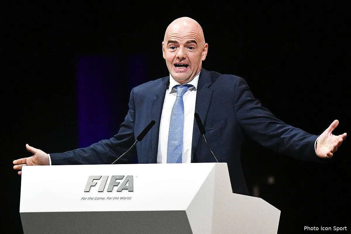 fifa infantino confirme le mondial 2018 en russie et 2022 au qatar iconsport spu 260216 02 02135244