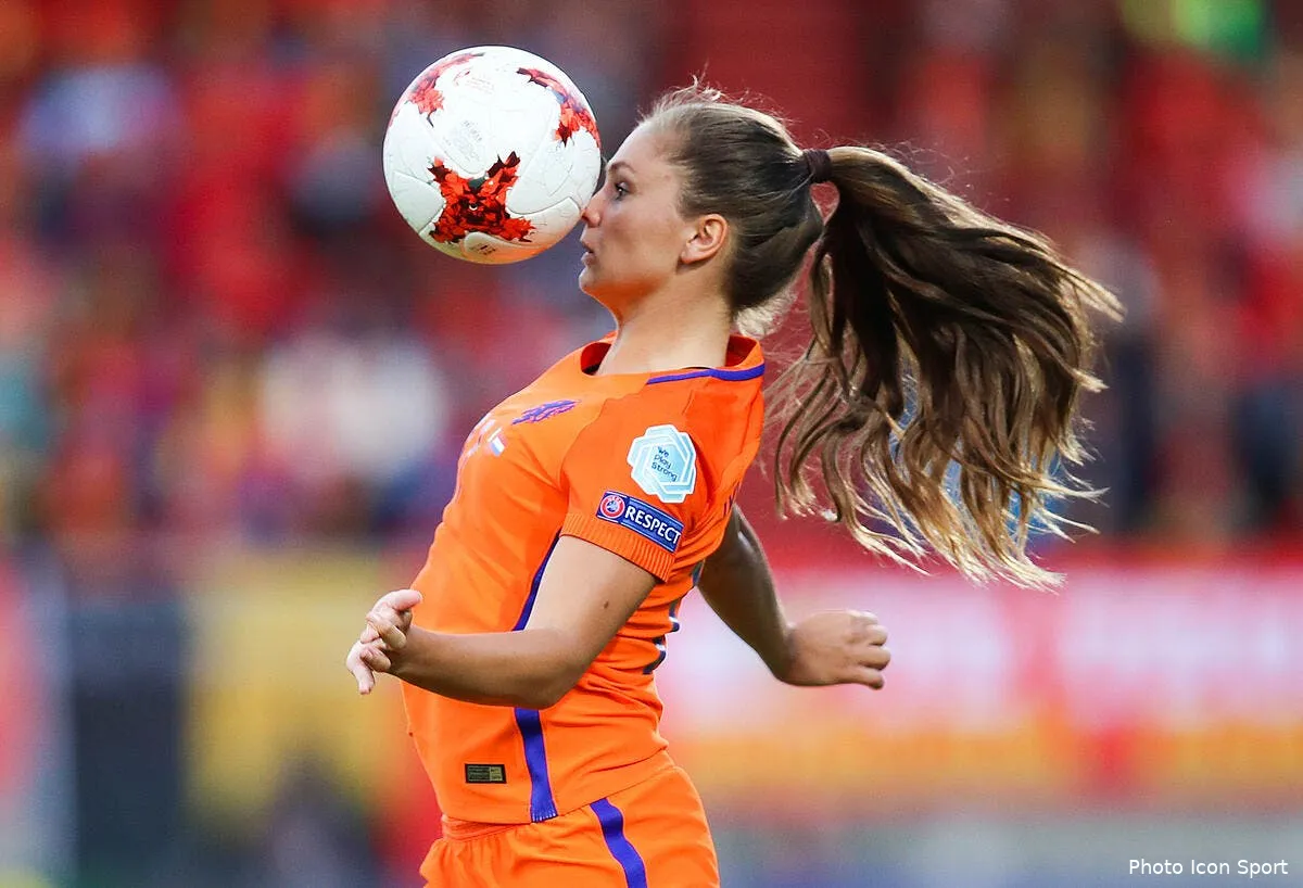 fifa lieke martens joueuse de l annee 2017 iconsport icon 32177013197475