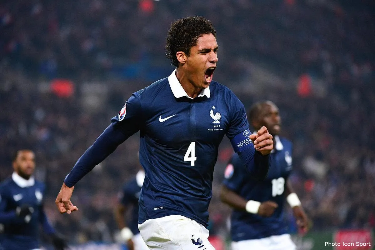 fifa varane en course pour l equipe de l annee iconsport win 181114 02 1497751