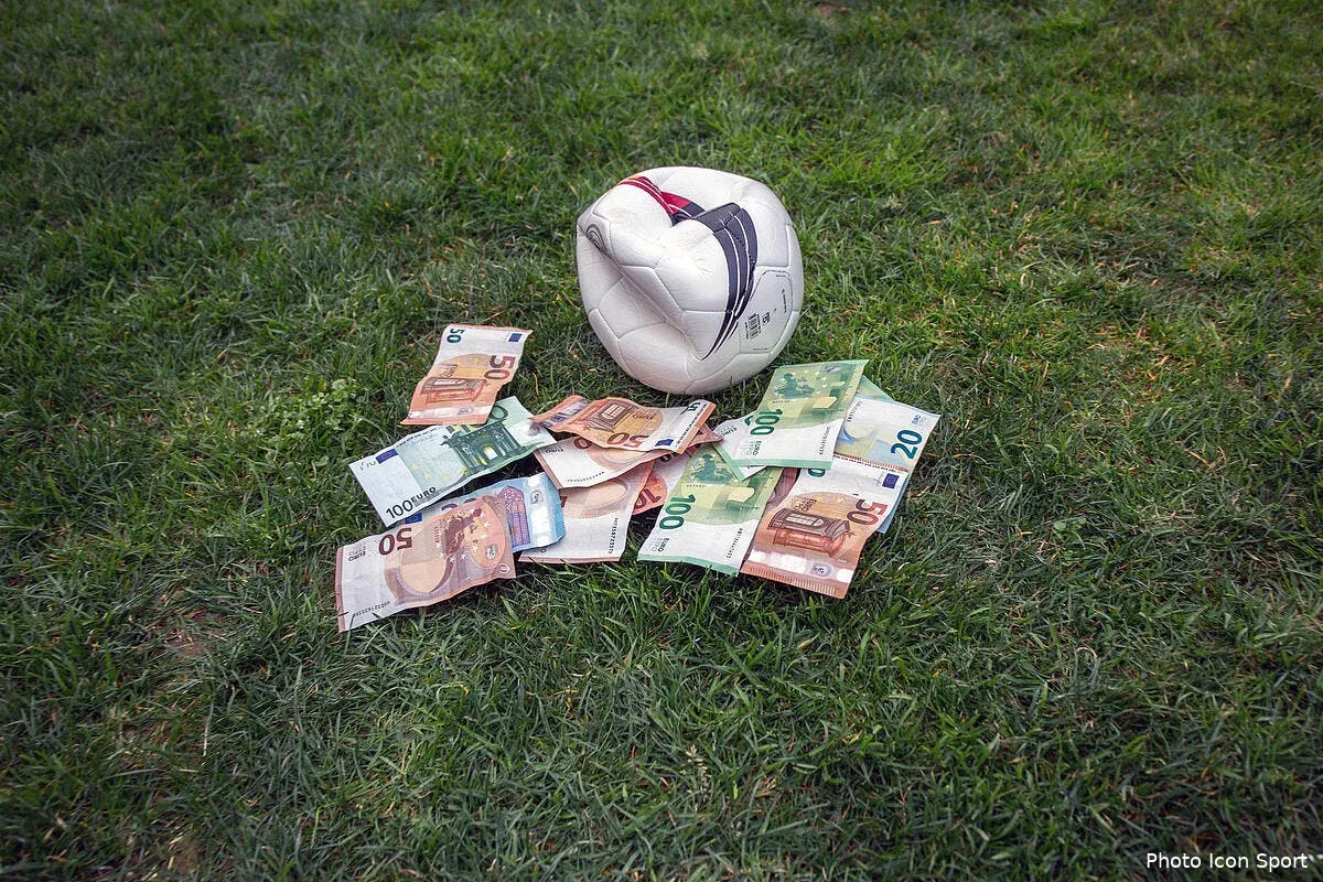 foot combien sont payes les joueurs de l ol et l om au chomage icon 131101952281285