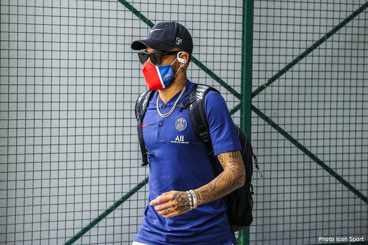 foot maradona est legendaire le bel hommage de neymar icon 1228001042 300281