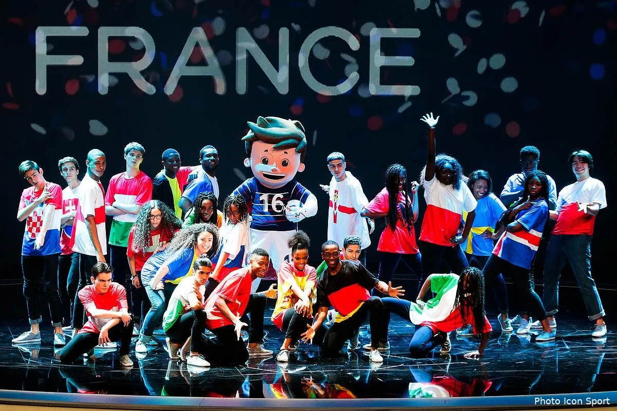 foot01 vous souhaite une bonne annee 2016 iconsport spu 121215 01 09129359