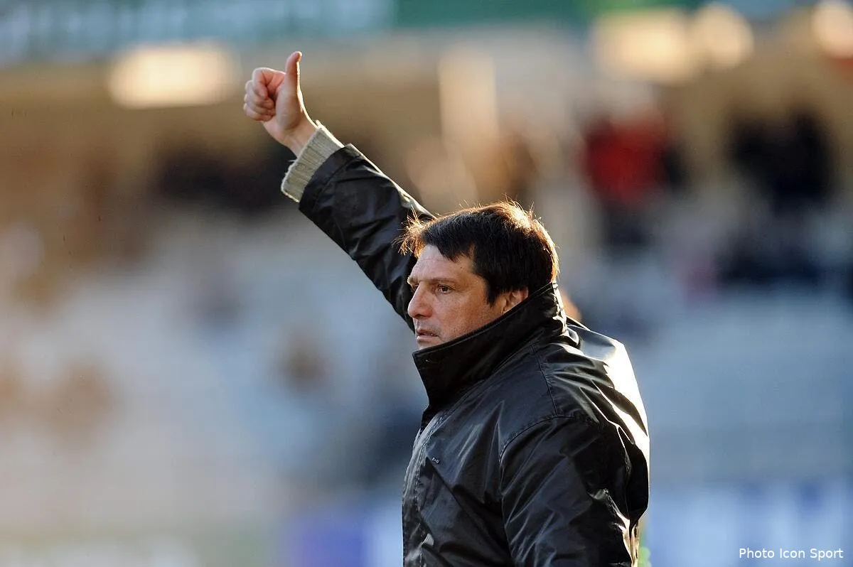 fournier refuse de fliquer les joueurs d auxerre a la guy roux iconsport per 110212 40 3631883