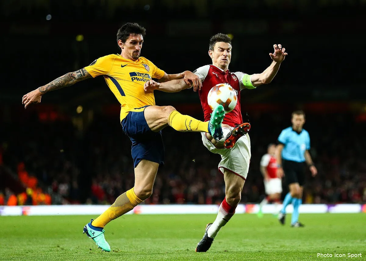 france grave blessure pour laurent koscielny iconsport icon apl 260418 11 03217727