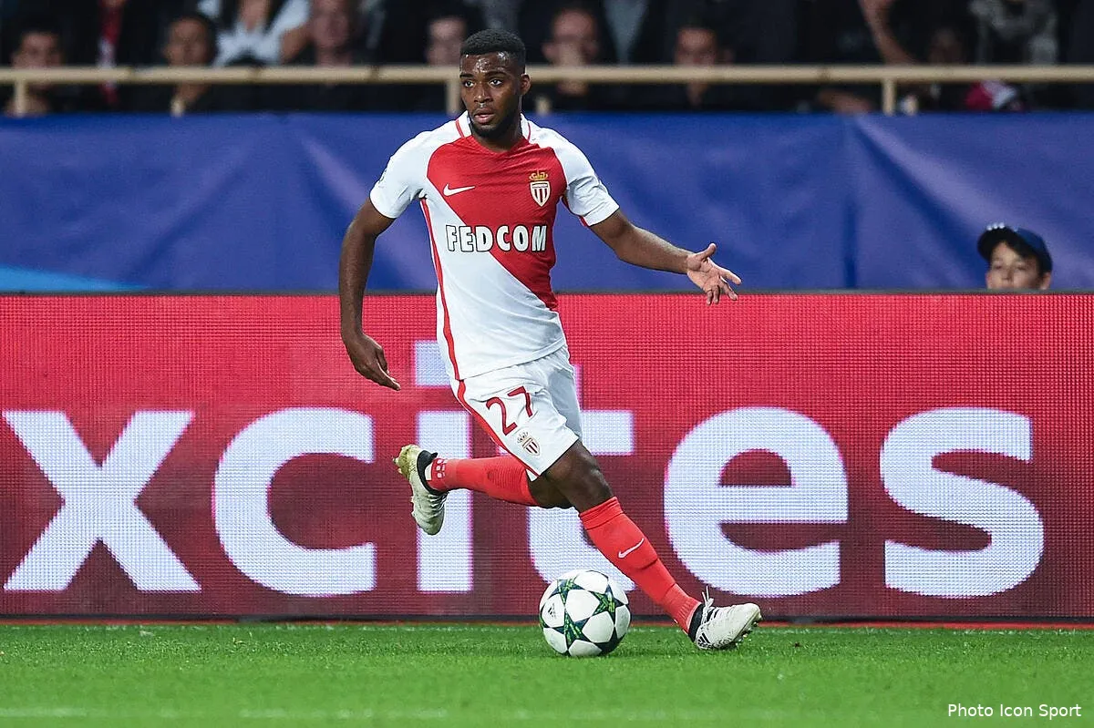 france lemar reagit a son arrivee chez les bleus iconsport dim 021116 93 51160626