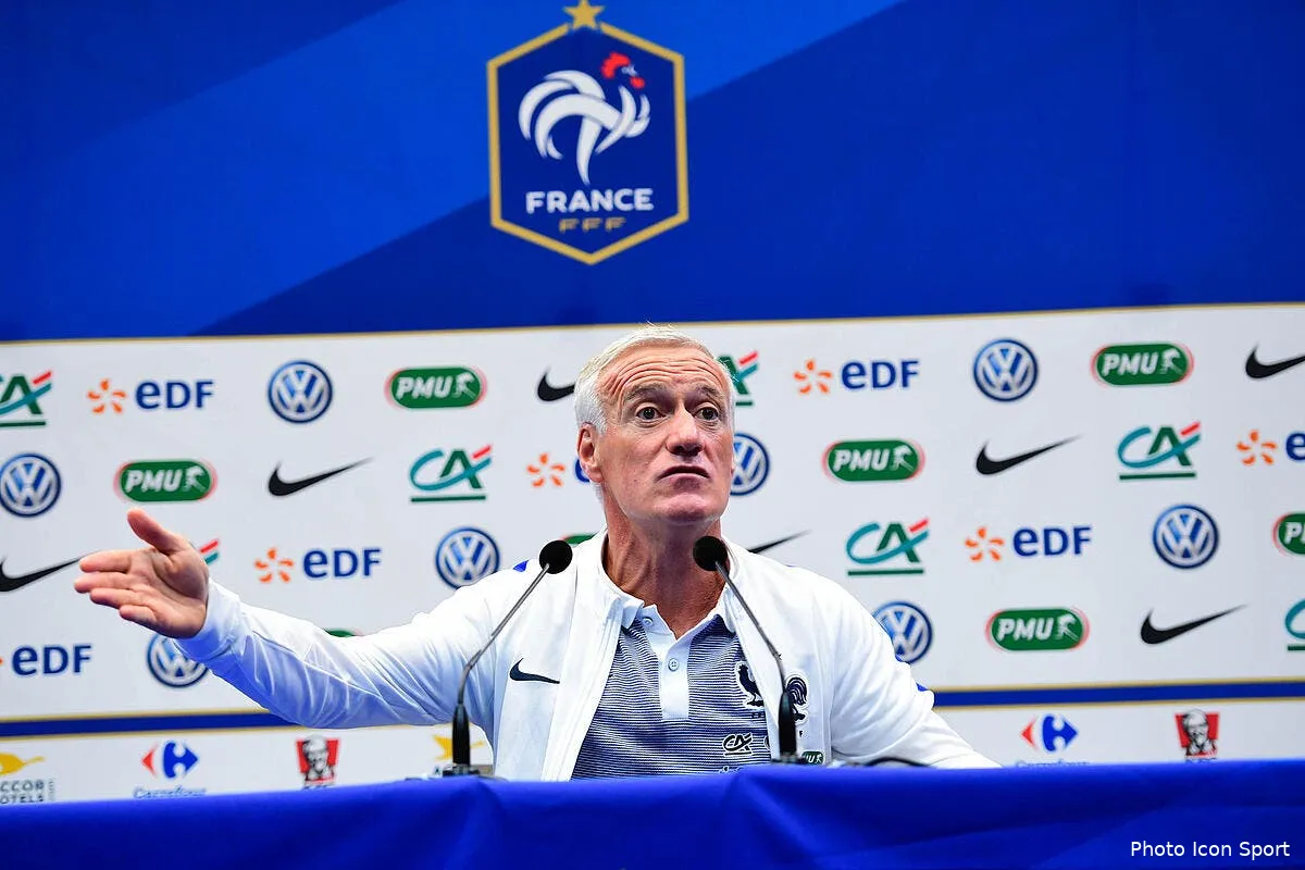 france mathieu est clair et honnete deschamps loue sa decision iconsport win 031016 01 02 2157034