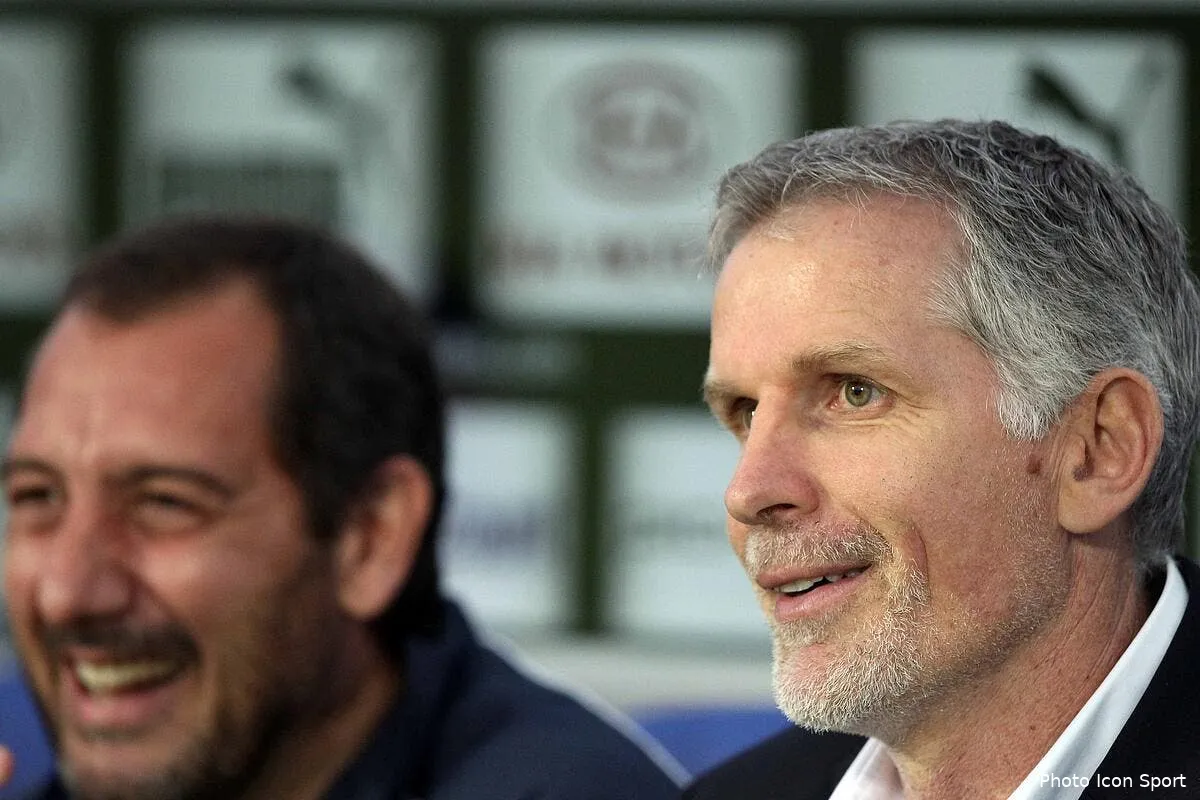 francis gillot veut entraineur bordeaux et le dit iconsport rpr080510 01 6220214