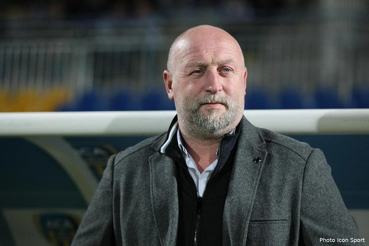 franck dumas condamne a trois ans de prison iconsport guy 071013 65 6169172