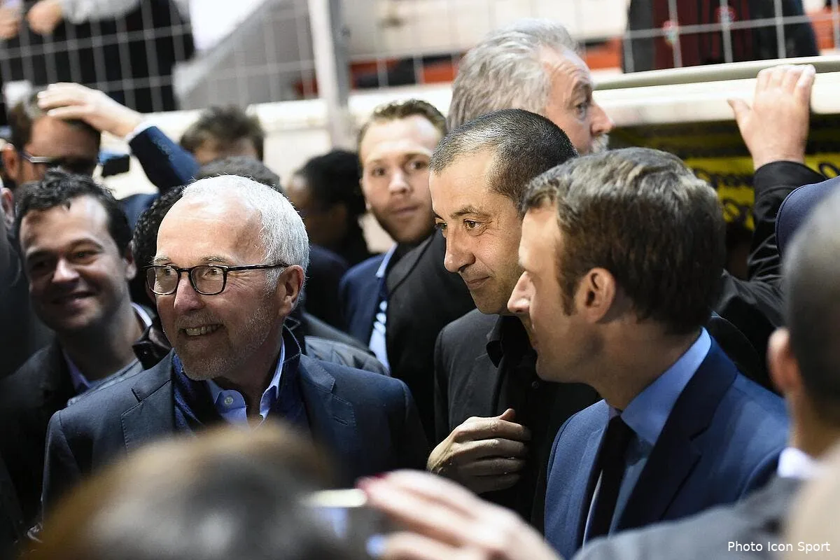 francois hollande au parc ol emmanuel macron a l om iconsport dim 180217 01 05175180