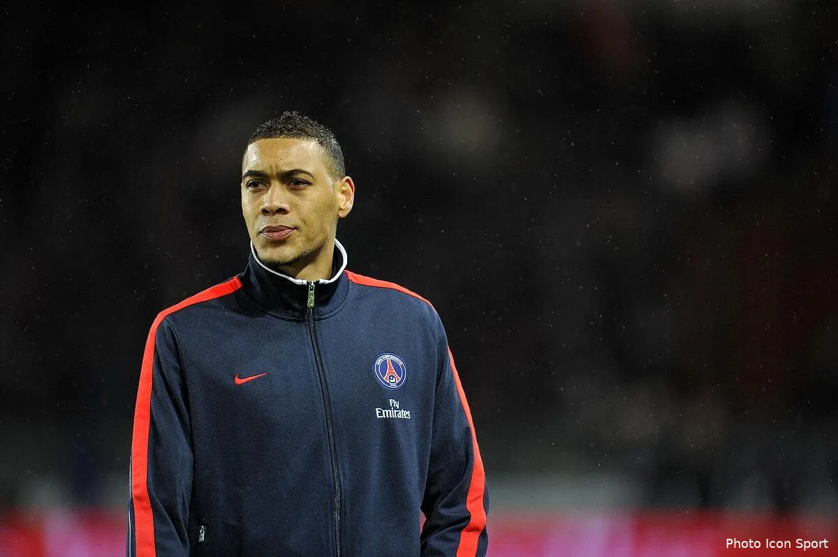 fulham espere voir hoarau sur la liste des transferts au psg iconsport noe 181211 05 1329170