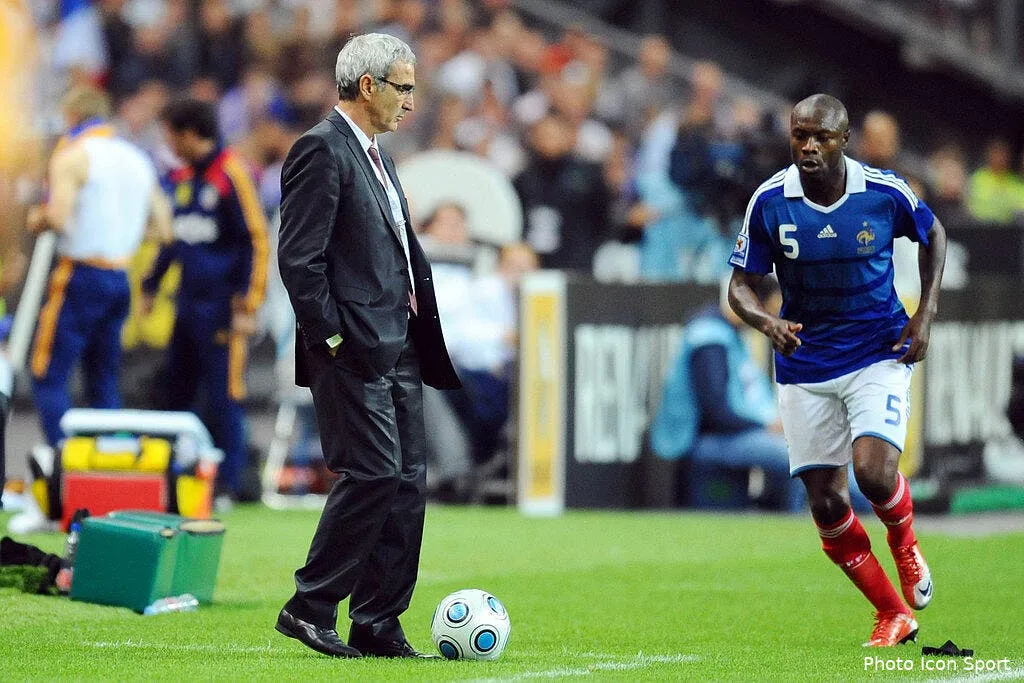 gallas renvoie la balle a domenech 67200 15519